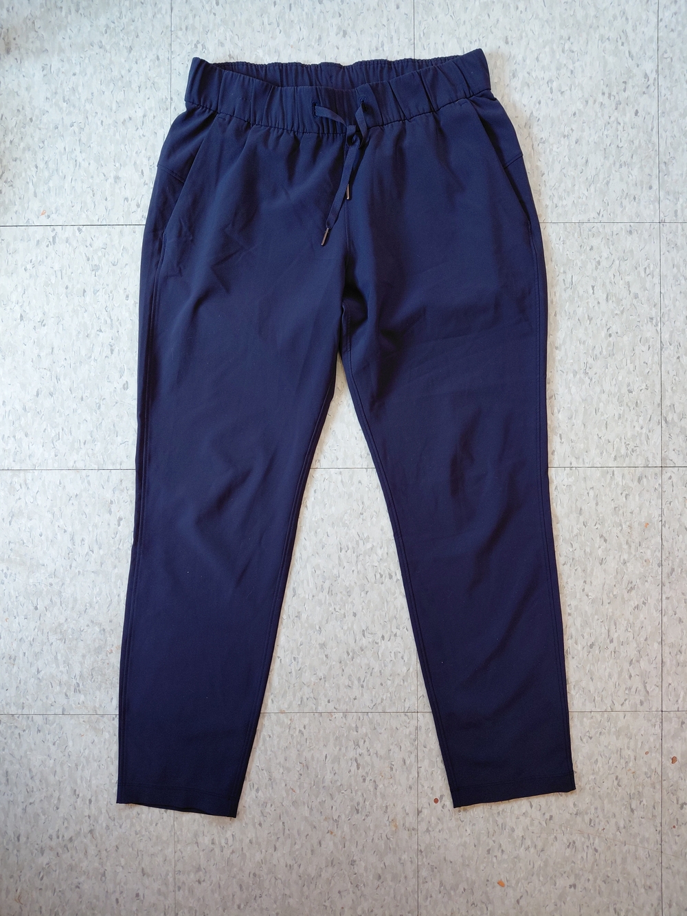 lululemon athletica Navy Drawstring Joggers Sz 6